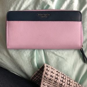 Large Kate Spade Wallet
